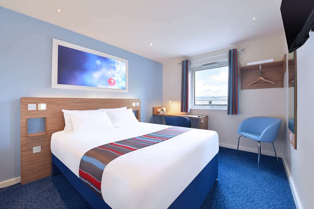 Travelodge Pembroke Dock Phòng bức ảnh